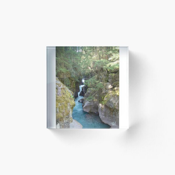 Item preview, Aguas glaciares tallando piedra designed and sold by Lsteuart.