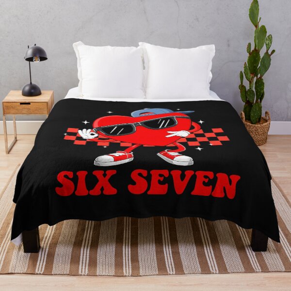Aperçu de l'œuvre Mème drôle Six Seven 6 7 Saint-Valentin Groovy Heart Hommes Garçon Enfant créée et vendue par GreggRoss.