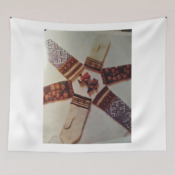 Item preview, Mittens style on 1979. Friendship in family.  designed and sold by Valgasnews011.