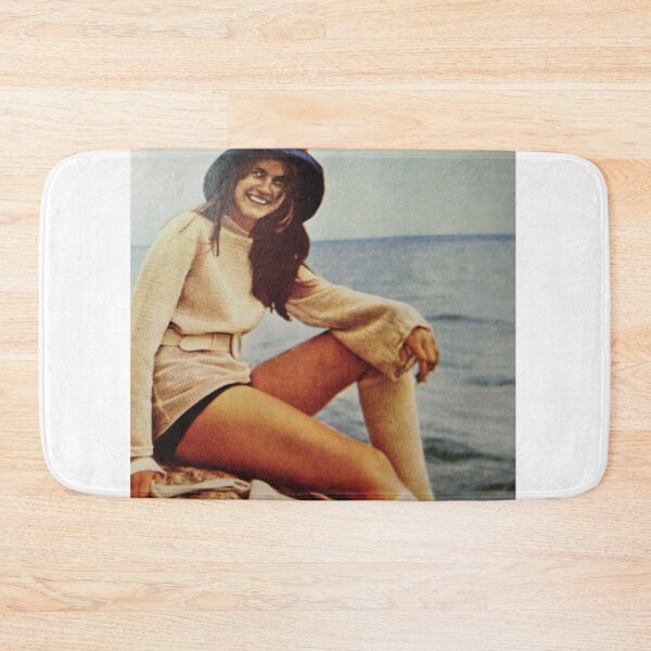 Item preview, Beach style on 1979.  designed and sold by Valgasnews011.