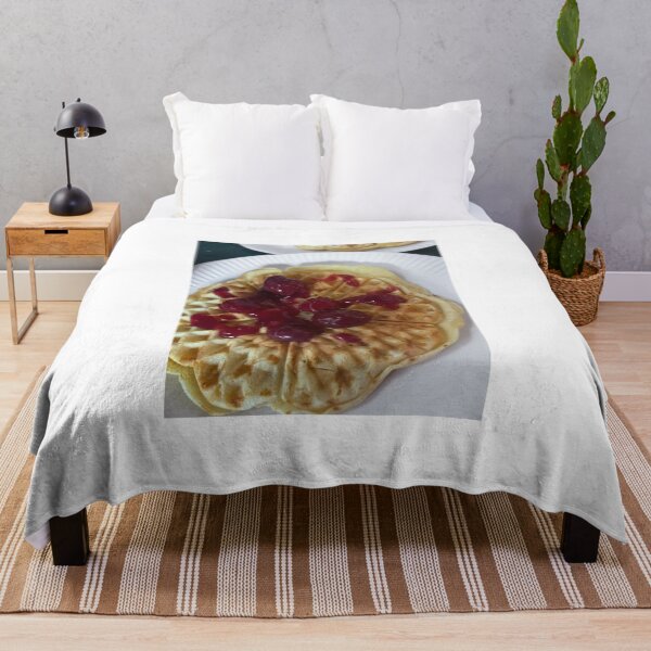 Item preview, Deutsch)  Waffel mit Kirschmarmelade – Winterlicher Genuss zur Weihnachtszeit  Title (English)  Waffle with Cherry Jam – A Cozy Christmas Treat Outdoors designed and sold by Yaroplanner.