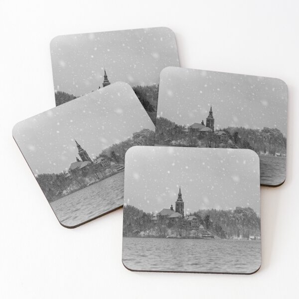 Artikelvorschau, Verschneite Insel Bled Mono entworfen und verkauft von rawshutterbug.