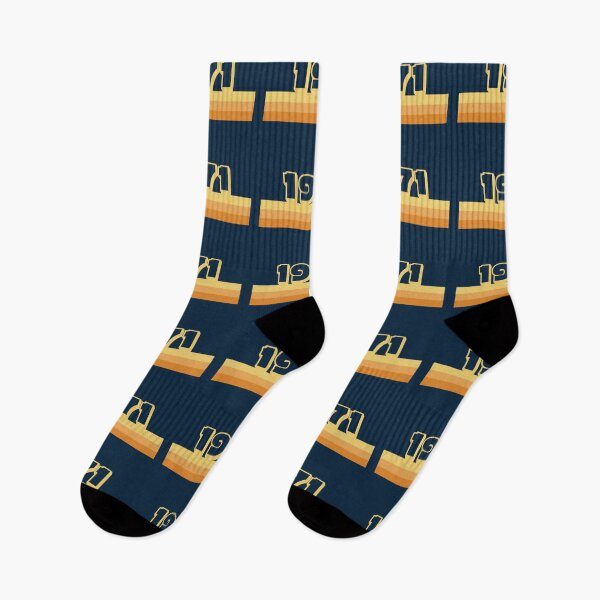 Artikelvorschau, Retro-Vibes: Sunset Stripes von 1971 entworfen und verkauft von wobblyfrogs.