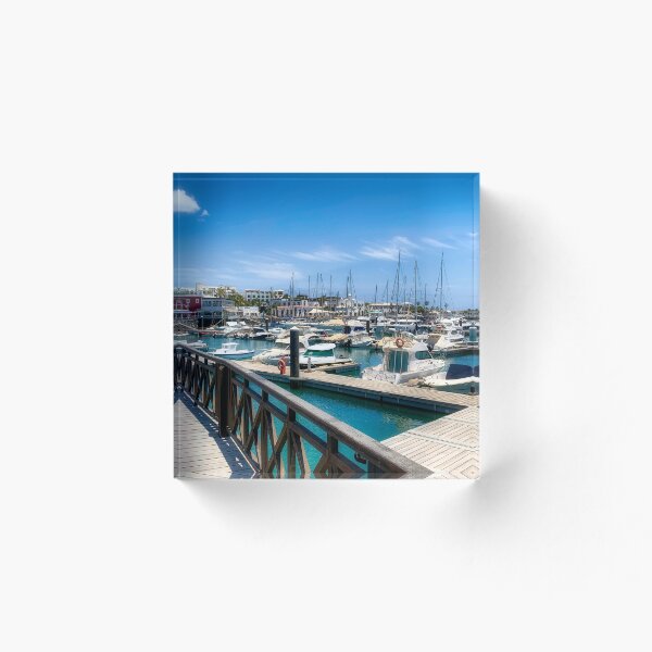 Aperçu de l'œuvre Lanzarote Marina Rubicon Playa Blanca créée et vendue par RJW Images.