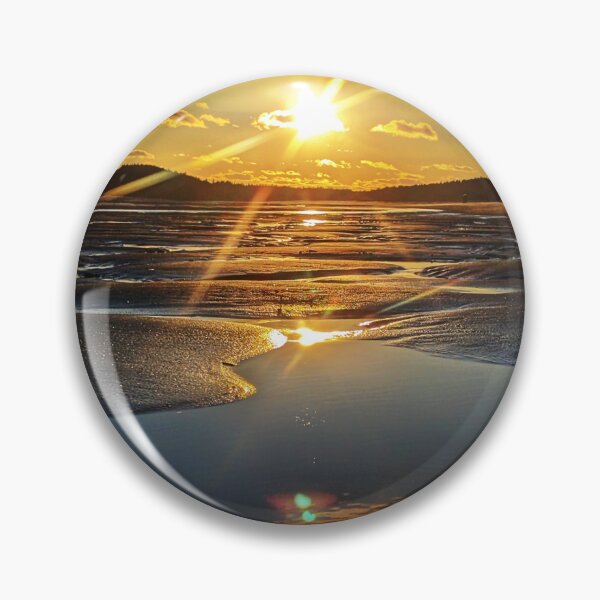 Item preview, Puesta de sol en la playa designed and sold by Goodbrain_Arts.