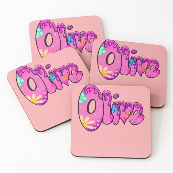 Artikelvorschau, Personalisierte Geschenke von Olive für Frauen und Mädchen – Namensschild in Preppy-Rosa entworfen und verkauft von Artonmytee.