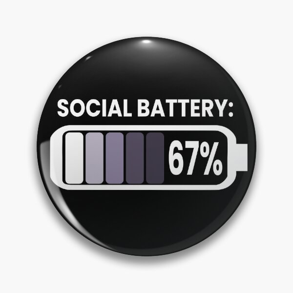 Artikelvorschau, Social Battery Introvert Meme entworfen und verkauft von Printsy PH.