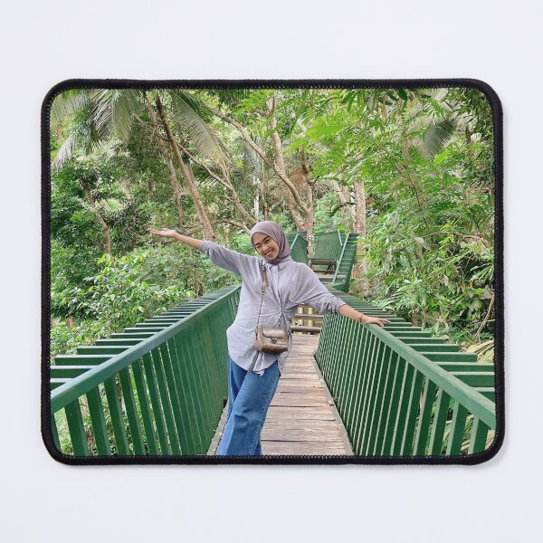 Item preview, Pose at watu pulepayung designed and sold by MotionPicts.