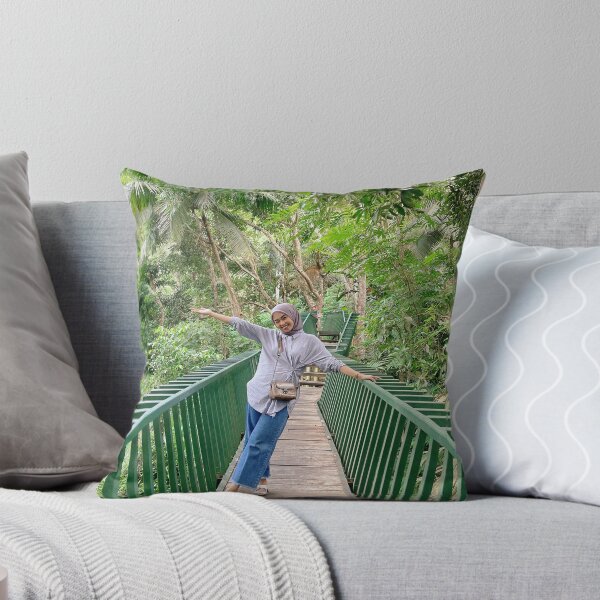 Item preview, Pose at watu pulepayung designed and sold by MotionPicts.