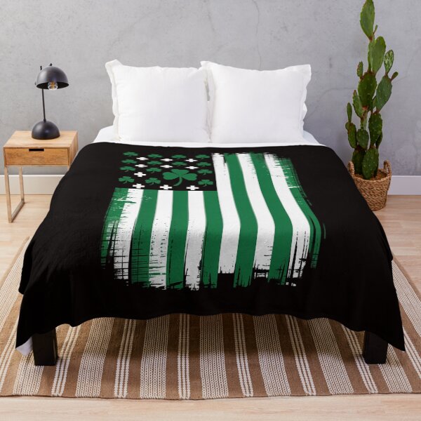 Artikelvorschau, Irisch-amerikanische Flagge, Kleeblattflagge, St. Patrick's Day-Flagge entworfen und verkauft von cherylbartlett.