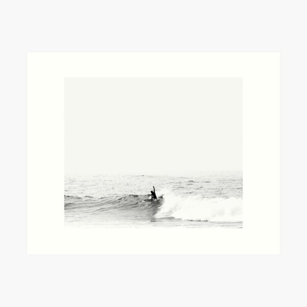 Aperçu de l'œuvre Surfeur sur vague en pleine mer créée et vendue par judahgrubb.