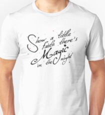 Magic in the night - black text Slim Fit T-Shirt