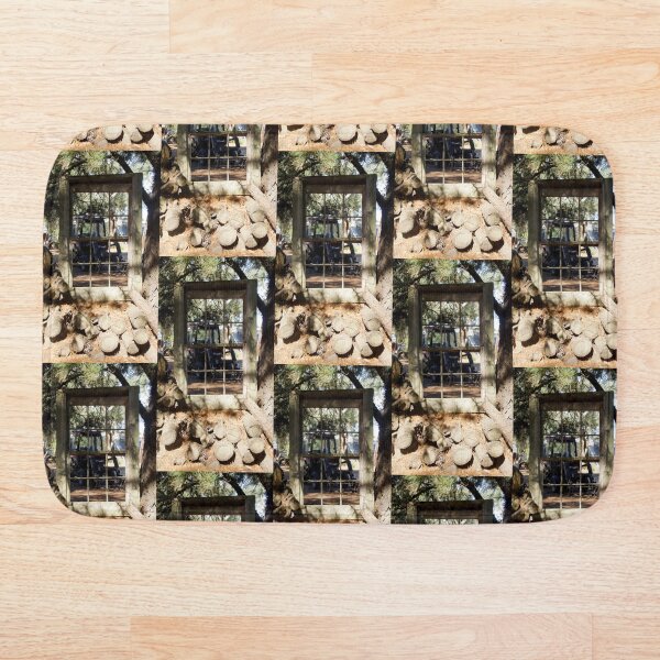 Item preview, Vista del tractor a través de la ventana - Magpie Springs designed and sold by MagpieSprings.