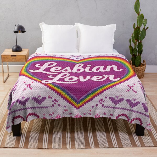 Item preview, Lesbian Lover Pride – Retro knitting pattern with rainbow heart designed and sold by Mauswohn.