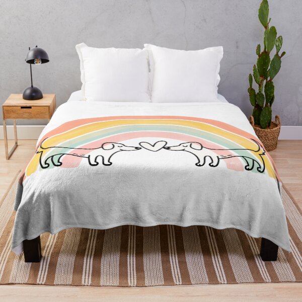 Aperçu de l'œuvre Dog Is Love – Cute Rainbow Dog Minimalist Illustration créée et vendue par Timegraf.