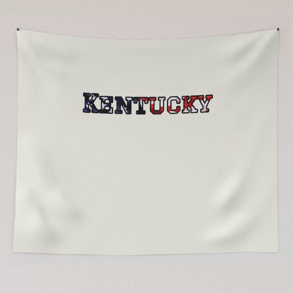 Artikelvorschau, Typografie mit der Flagge von Kentucky, USA – Patriotisches Design mit Sternen und Streifen für amerikanischen Stolz entworfen und verkauft von Long Family Gifts.