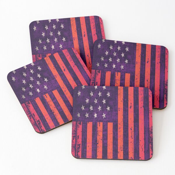 Aperçu de l'œuvre Drapeau américain grunge violet rouge créée et vendue par darkzak.