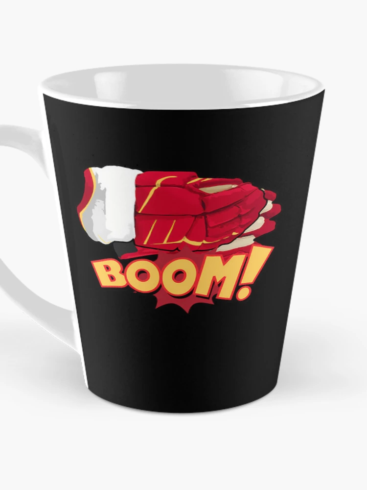 Aperçu 3 sur 4. Mug à café avec l'œuvre Boum - Rasmus créée et vendue par RACRIVE.