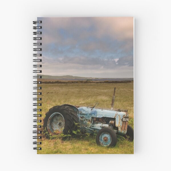 Artikelvorschau, Islay: Traktor entworfen und verkauft von Kasia Design.