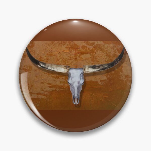 Artikelvorschau, Kunst mit einem Schädel aus einer gebrannten Orange Longhorn-Kuh entworfen und verkauft von Sharon Cummings Art.