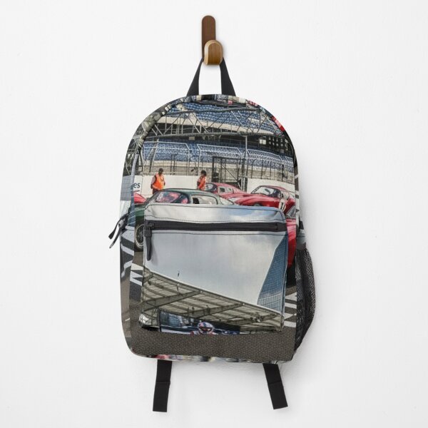 Item preview, preparing for the vintage car race designed and sold by Losancestros.