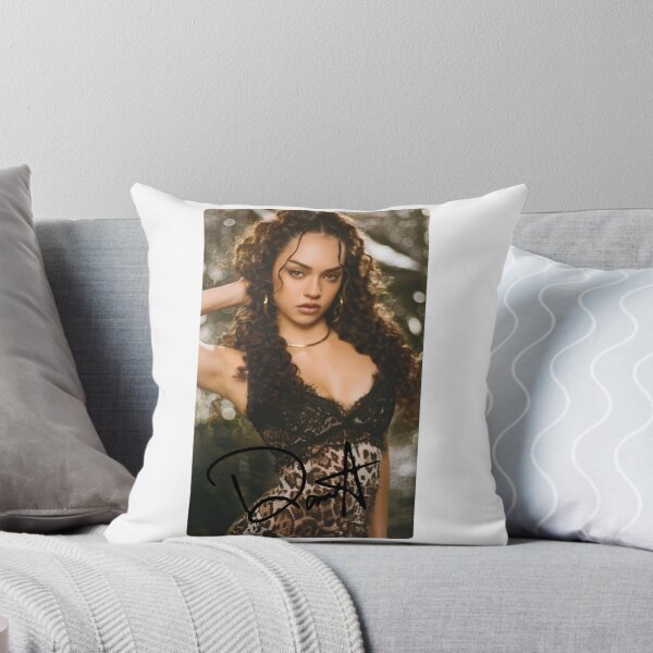 Item preview, photocard daniela poka pc signature collection designed and sold by losgalacti.