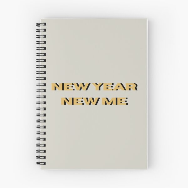 Artikelvorschau, Neujahrs-Sticker mit Neujahrsgruß in Gold und Schwarz – Wandtattoos, Notizbuch-Prints, Geschenkideen, Motivations-Sticker, Redbubble-Shop entworfen und verkauft von Saritas Boutique Shop.