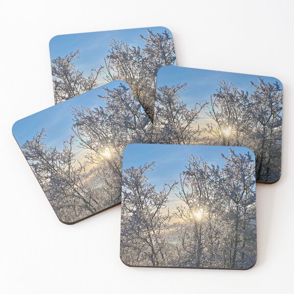 Aperçu de l'œuvre Le soleil perce à travers le givre créée et vendue par FHJArtandPhoto.