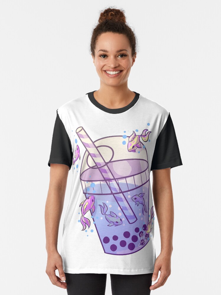 Imagen 2 de 5, Camiseta gráfica con la obra Boba Tea Fish, diseñada y vendida por MynnuB.