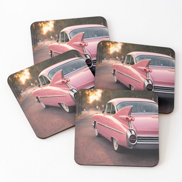 Artikelvorschau, Rückansicht des pinkfarbenen Cadillac Sunset entworfen und verkauft von Soft Chaos Club.