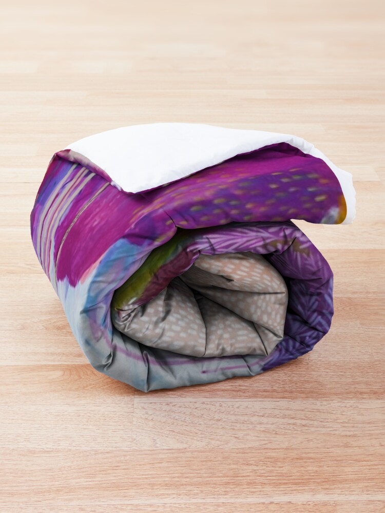 Alternate view of Summer Haze Comforter