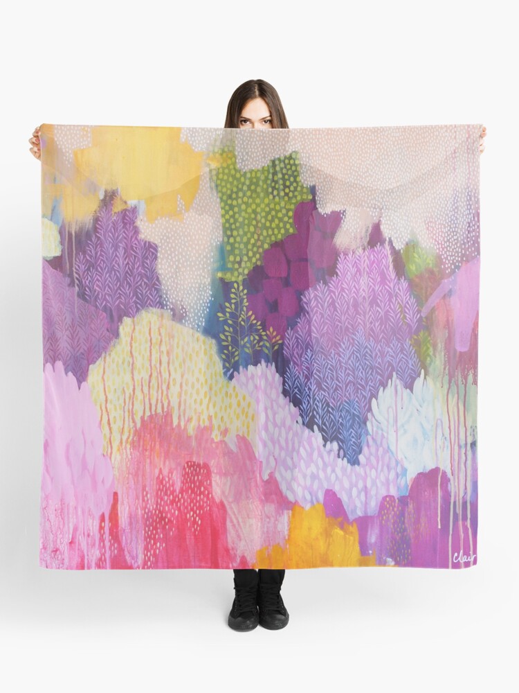 Aperçu 1 sur 3. Foulard avec l'œuvre Brume d'été créée et vendue par ClairBremner.