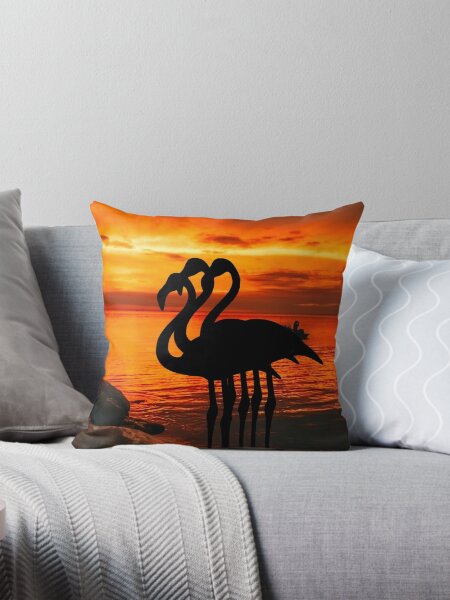 Artikel-Vorschau von Drei Flamingos im Sonnenuntergang, designt und verkauft von BurSie.