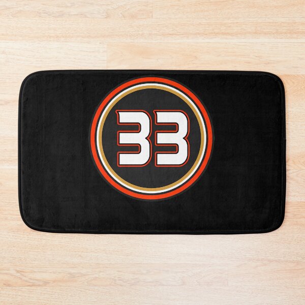 Artikelvorschau, Jakob Silfverberg Trikotnummer 33, inspiriert von den Anaheim Ducks entworfen und verkauft von SCOTFUHR.