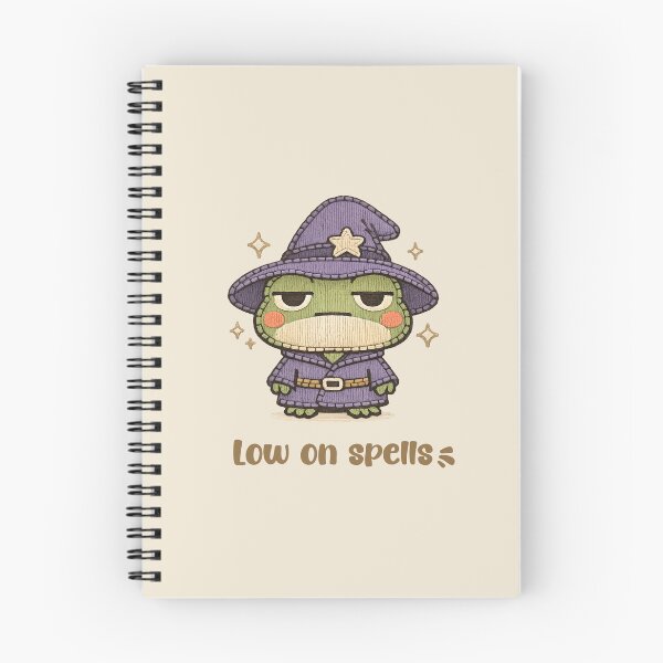 Aperçu de l'œuvre T-shirt grenouille magicienne à sorts limités avec bâton, chemise médiévale brodée grenouille, créée et vendue par BlobyDesigne.