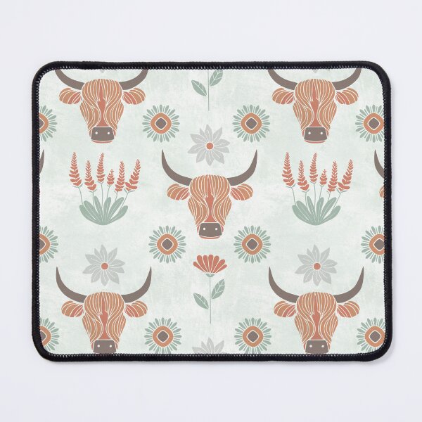 Artikelvorschau, Hochlandrind mit Blumen entworfen und verkauft von EnridasDesign.
