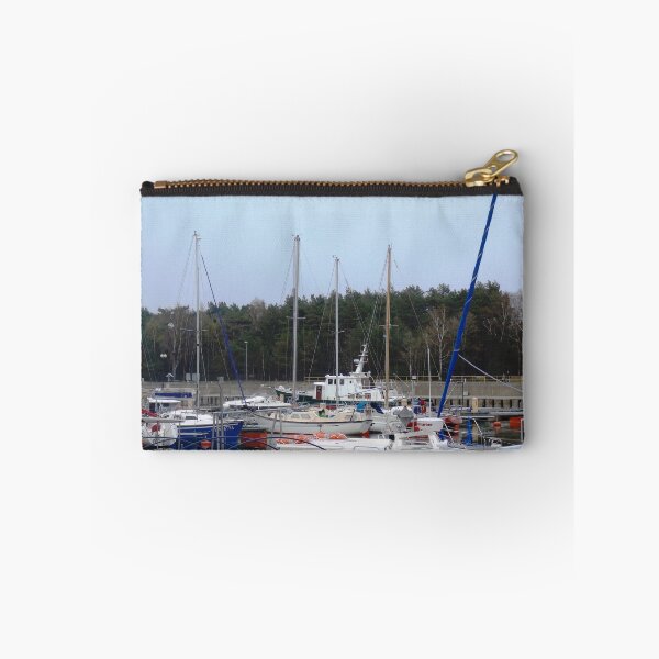 Artikelvorschau, Yachten in der Marina entworfen und verkauft von Betulek.
