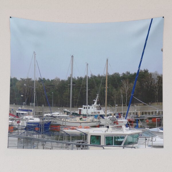 Artikelvorschau, Yachten in der Marina entworfen und verkauft von Betulek.