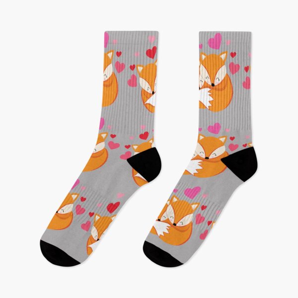Artikelvorschau, Kuscheldecke mit niedlichen Füchsen und Valentinstags-Liebesmuster entworfen und verkauft von FestivityFinds.