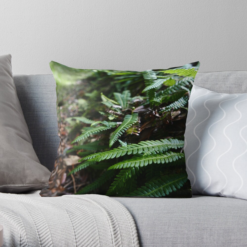 Hard Fern (Blechnum spicant) Throw Pillow