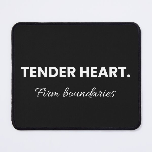 Aperçu de l'œuvre Cœur tendre, limites fermes — Citation typographique minimaliste sur l'amour de soi créée et vendue par NUVYStudio.