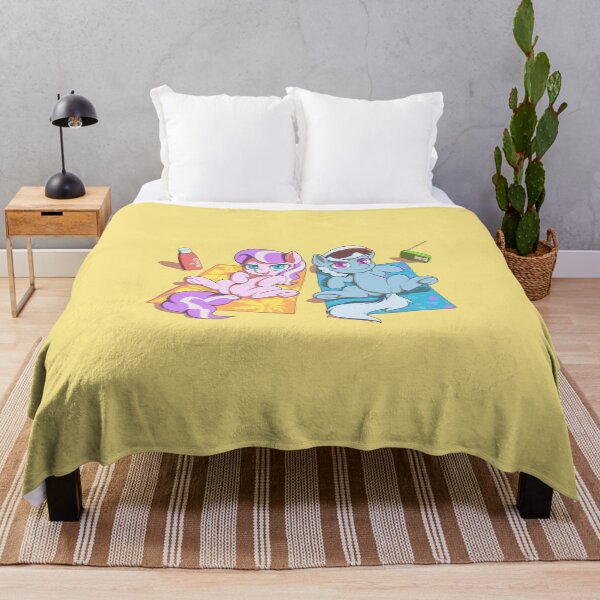 Item preview, on the beach designed and sold by darkdoomer.