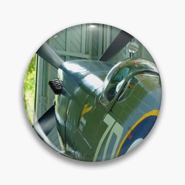 Artikelvorschau, Spitfire Mk IX MH434 - Kleiderbügel 2 Duxford entworfen und verkauft von Colin  Williams Photography.