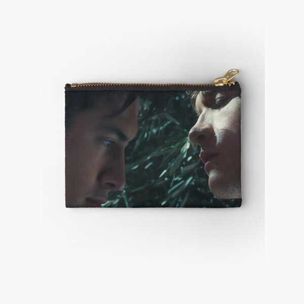 Item preview, hideaway designed and sold by WorldWandered.