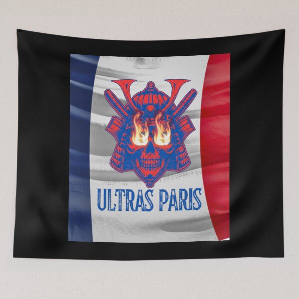 Aperçu de l'œuvre Ultras Paris – Design Hoodie & Sticker pour les Supporters Inconditionnels du PSG créée et vendue par LazyButGenius.