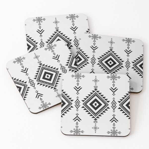 Aperçu de l'œuvre Motif vertical de style ethnique indien autochtone en noir et blanc. créée et vendue par Nengsang.