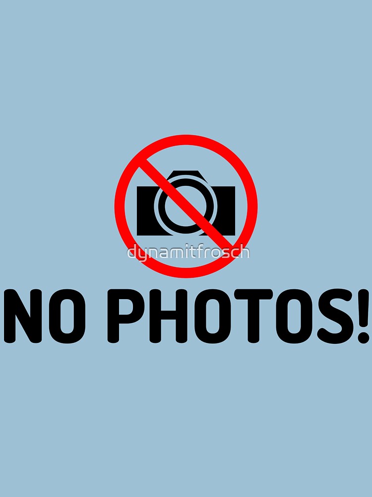 Thumbnail 7 von 7, Essential T-Shirt, No photos! designt und verkauft von dynamitfrosch.