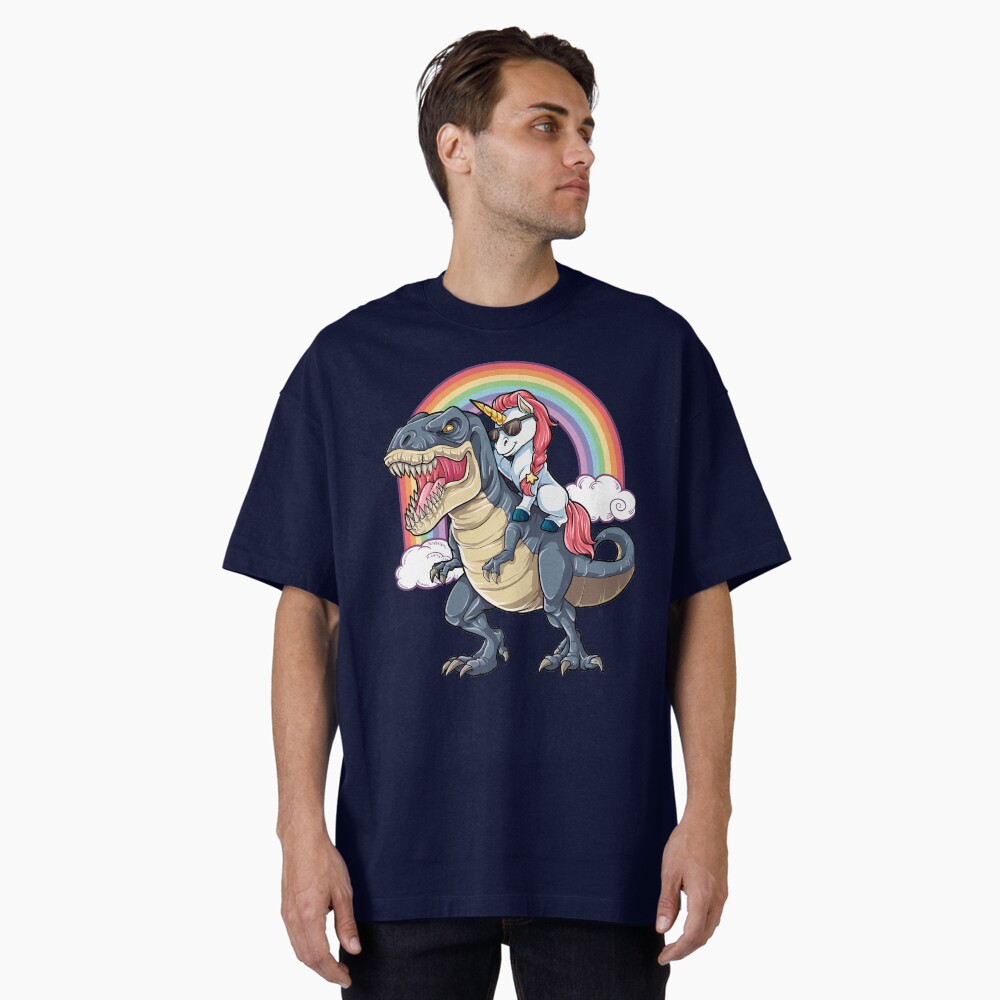 Artikel-Vorschau von Oversized T-Shirt, designt und verkauft von LiqueGifts.