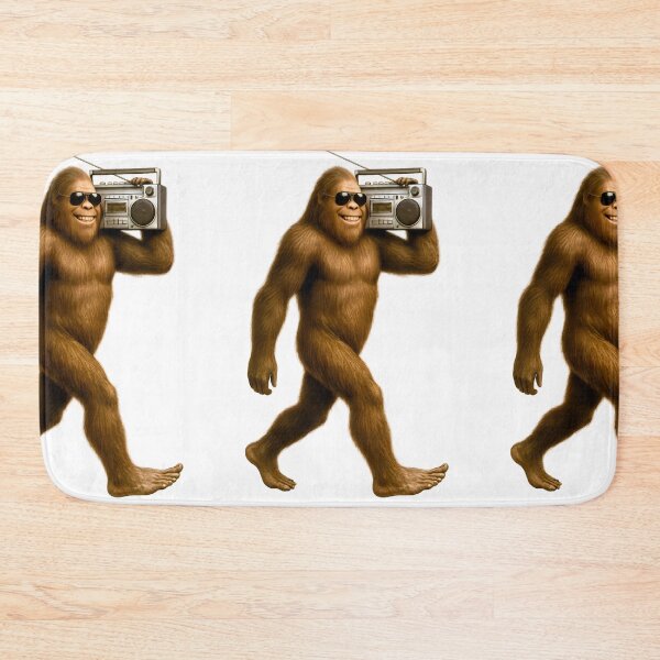 Artikelvorschau, Witziger Sasquatch im Stil der 80er-Jahre-Boombox – Retro-Bigfoot-Humor der 80er entworfen und verkauft von WilderRoads.