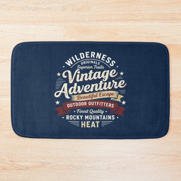 Artikelvorschau, Vintage-Abenteuer-Wildnis-T-Shirt (Nachbildung) – Outdoor Outfitters Rocky Mountains Heat | Retro-Wandergeschenk entworfen und verkauft von Williams Anderson.